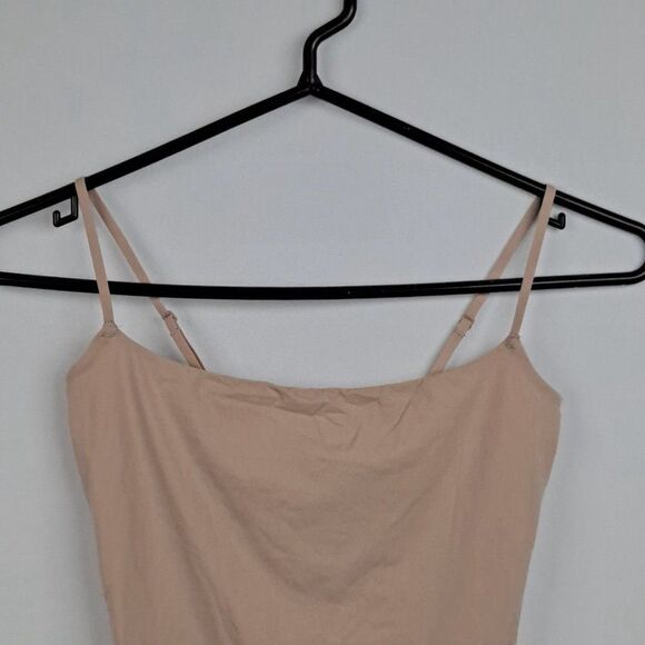 SKIMS ladies bodysuit NWOT - Picture 2 of 8